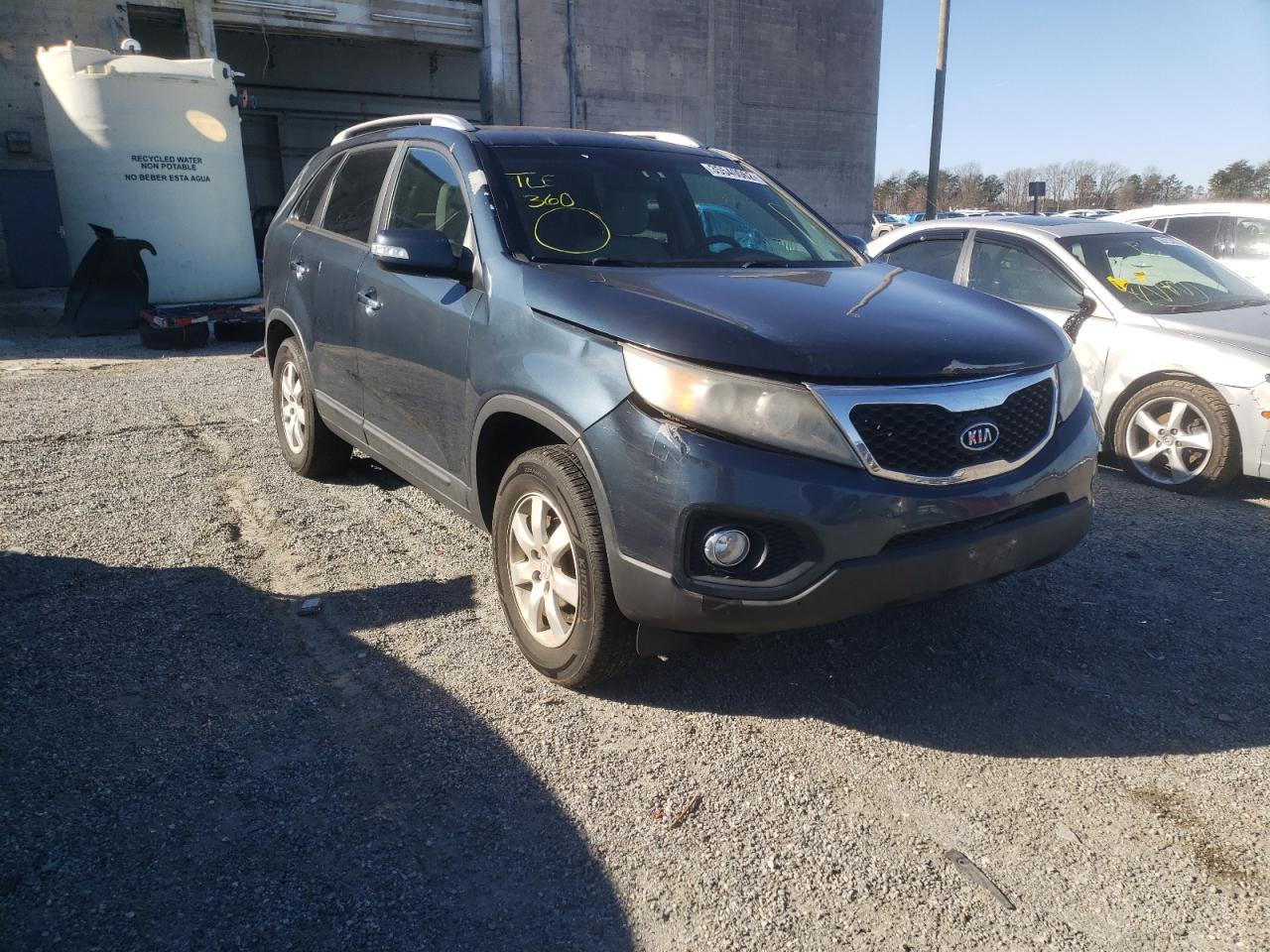 KIA SORENTO BA 2011 with VIN 5XYKT4A11BG011228 - Photo from auction