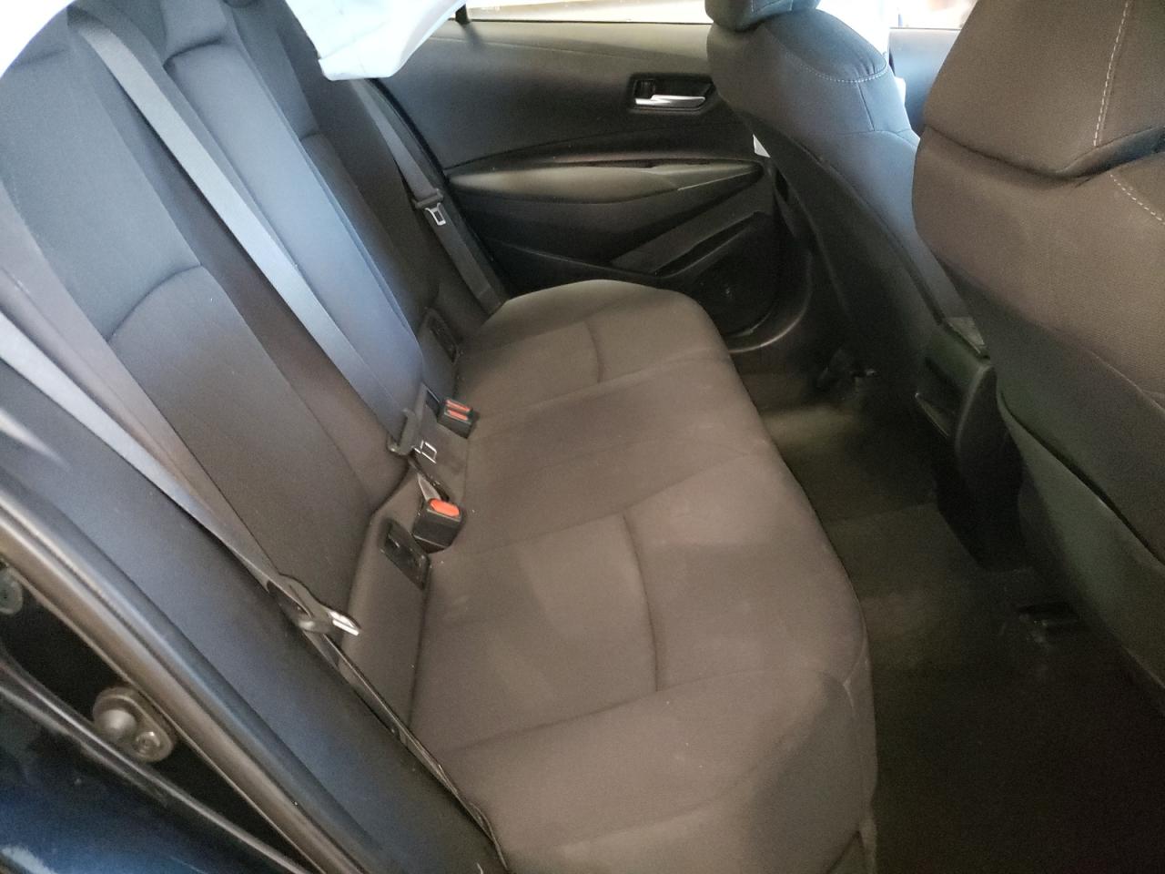 Photo 6 from auction – 2020 TOYOTA COROLLA LE with VIN 5YFEPRAE4LP019466