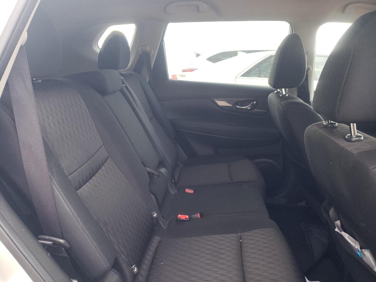 Photo 6 from auction – 2019 NISSAN ROGUE S with VIN KNMAT2MT6KP535016