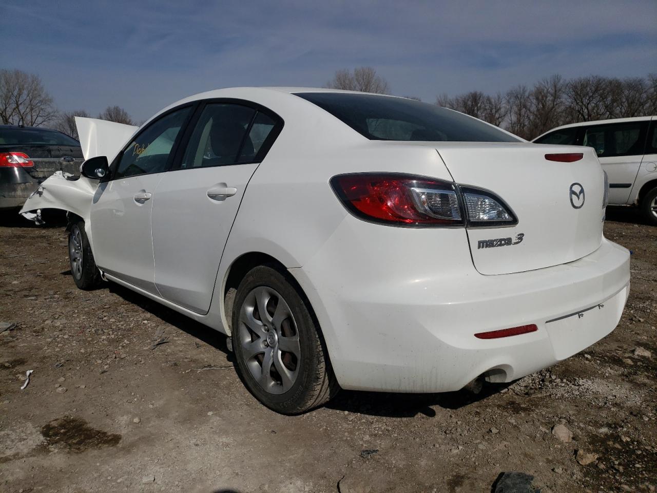 Photo 3 from auction – 2013 MAZDA 3 I with VIN JM1BL1U75D1701646