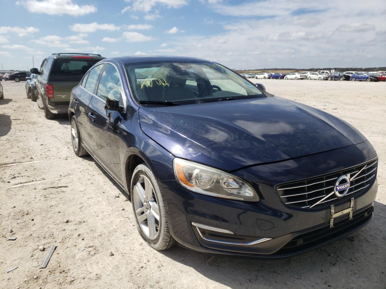 VOLVO S60 PREMIE 2015 with VIN YV140MFK8F1334114 - Photo from auction