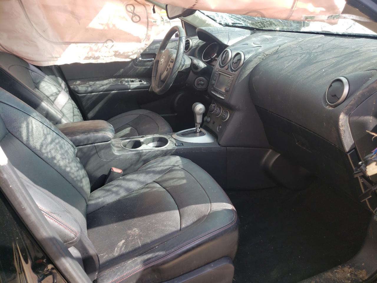 Photo 5 from auction – 2013 NISSAN ROGUE S with VIN JN8AS5MT3DW003935