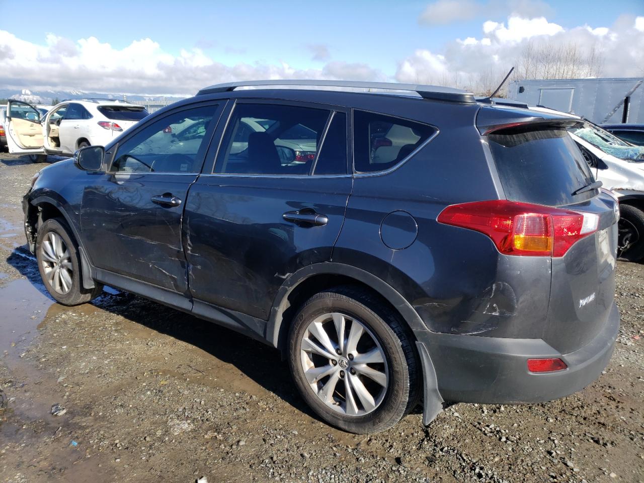 Photo 3 from auction – 2014 TOYOTA RAV4 LIMIT with VIN 2T3DFREVXEW193897