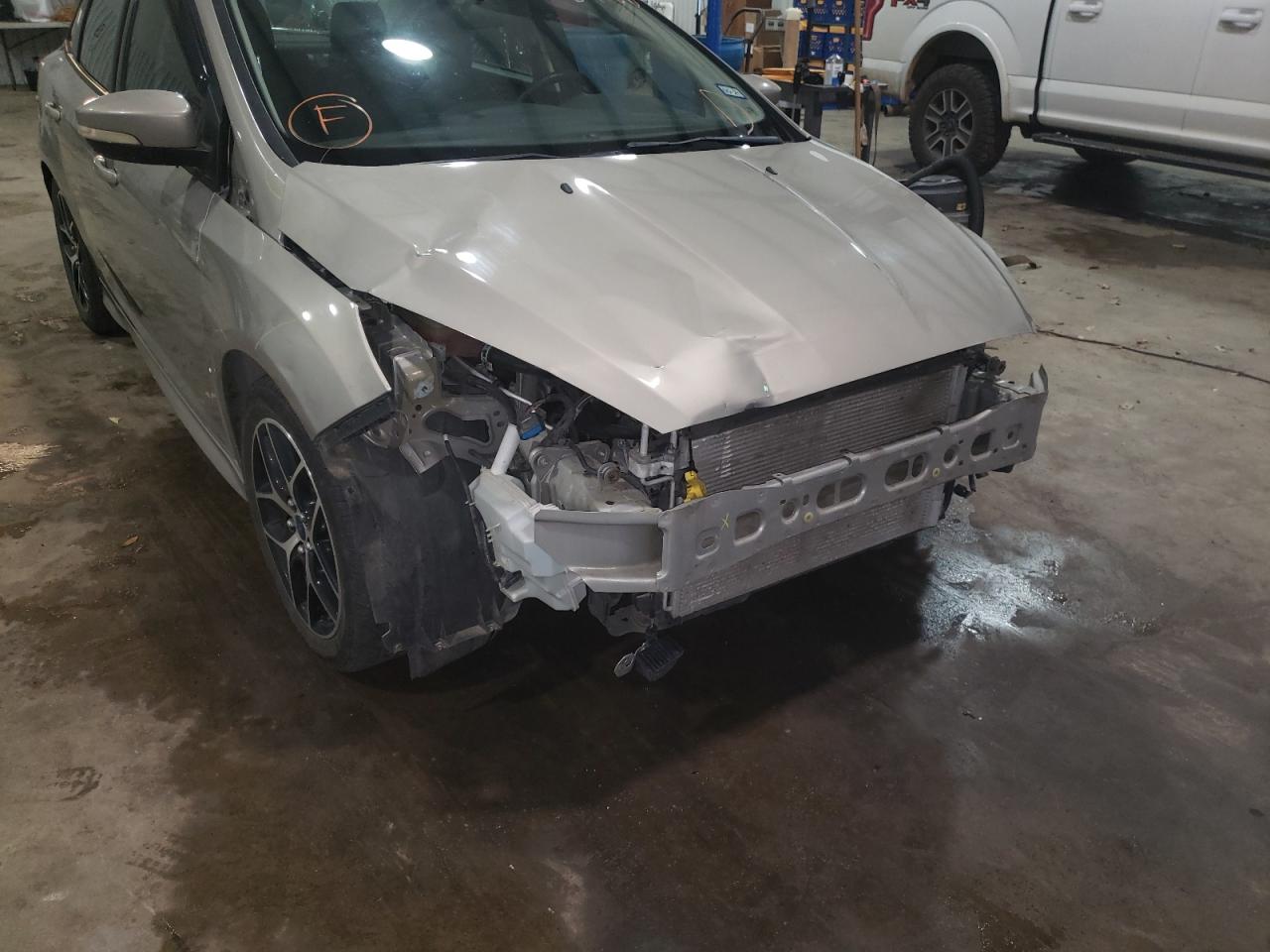 Photo 9 from auction – 2015 FORD FOCUS SE with VIN 1FADP3F22FL347673