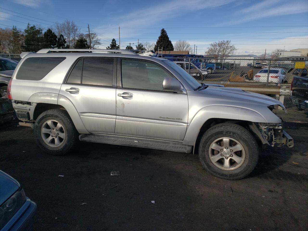 Photo 9 from auction – 2004 TOYOTA 4RUNNER SR with VIN JTEBU14R540051653