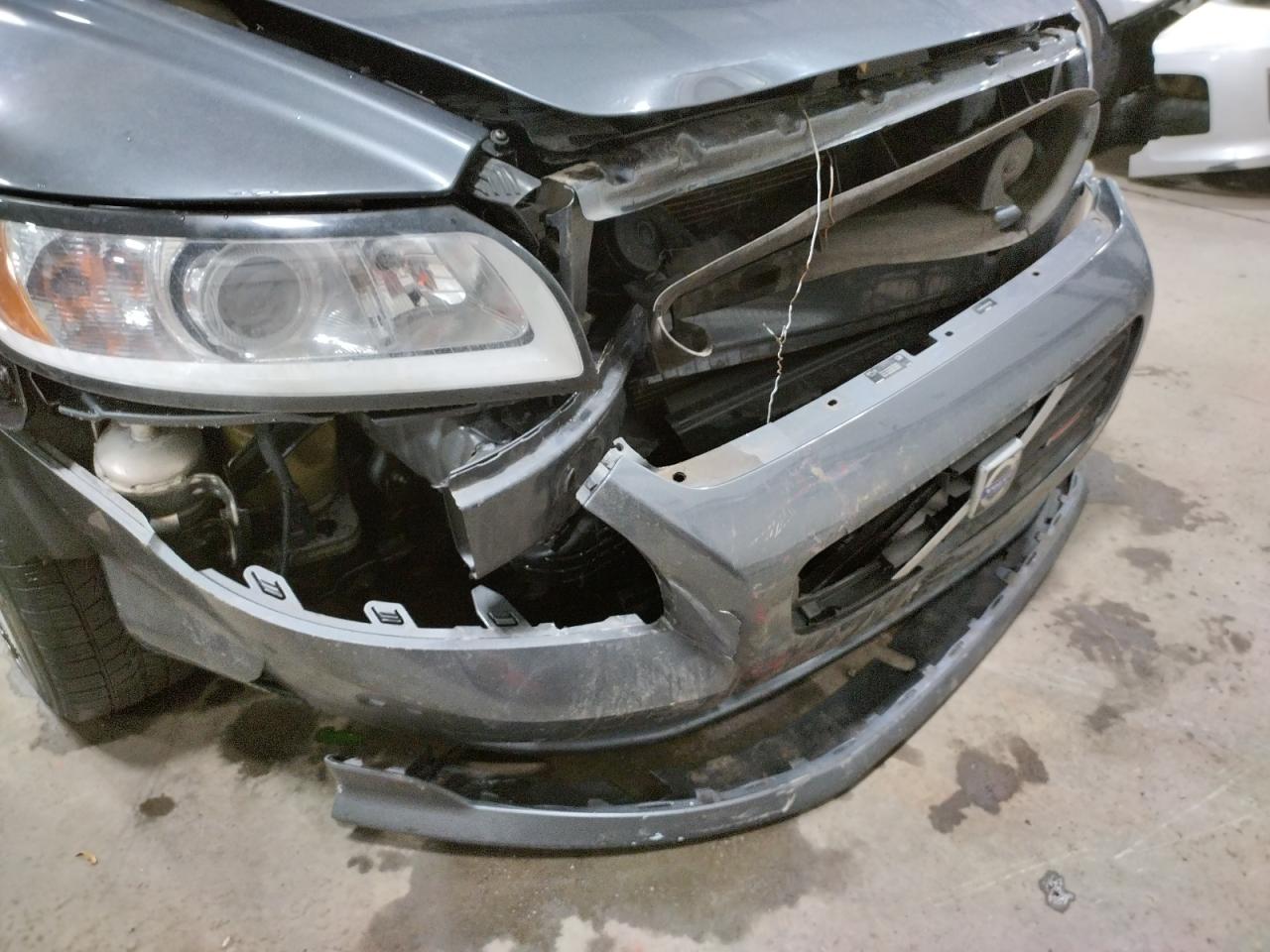 Photo 9 from auction – 2009 VOLVO S40 T5 with VIN YV1MH672492467163