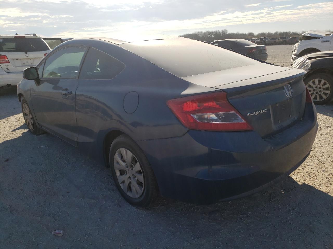 Photo 3 from auction – 2012 HONDA CIVIC LX with VIN 2HGFG3B57CH555366