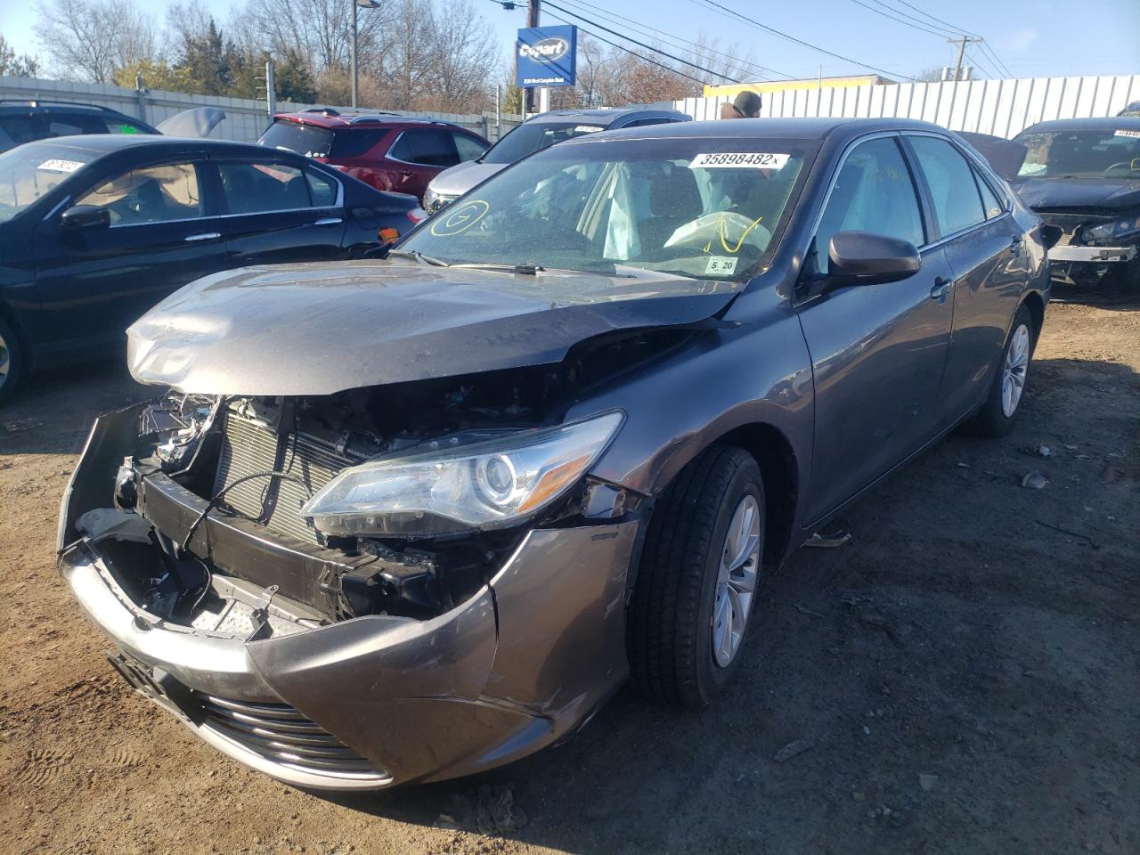 Photo 2 from auction – 2015 TOYOTA CAMRY LE with VIN 4T4BF1FK7FR479607