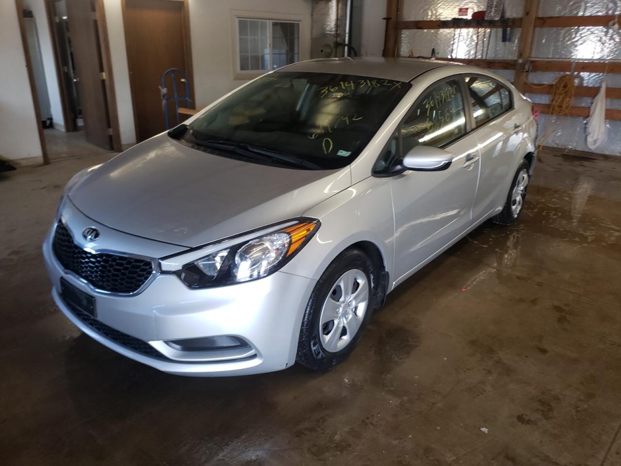 Photo 2 from auction – 2016 KIA FORTE LX with VIN KNAFK4A6XG5611792