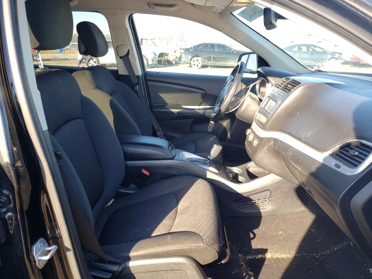 Photo 5 from auction – 2018 DODGE JOURNEY SE with VIN 3C4PDCABXJT506721