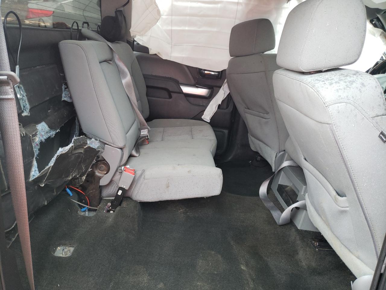 Photo 6 from auction – 2016 CHEVROLET SILVERADO with VIN 3GCUKREC3GG313830