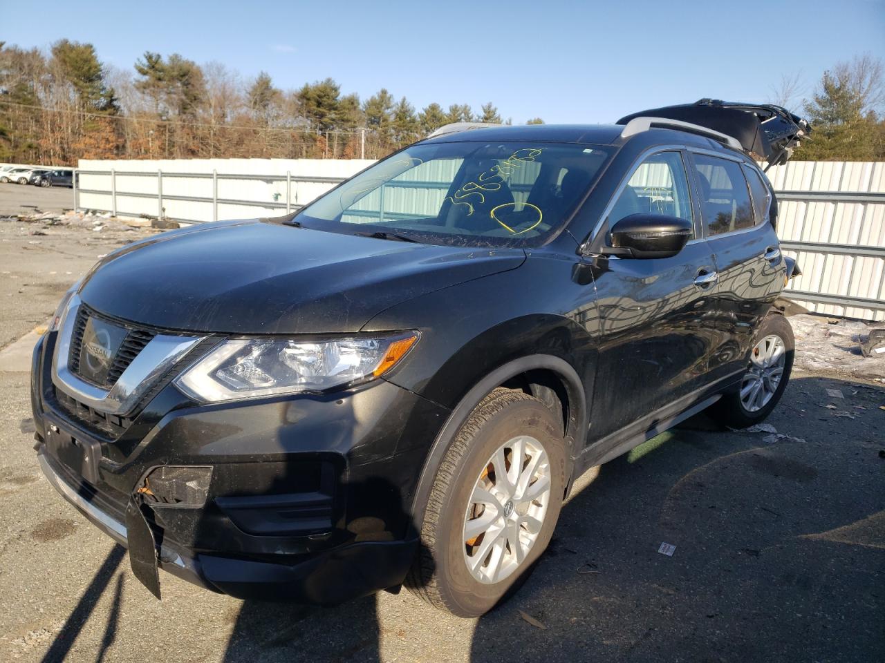 Photo 2 from auction – 2017 NISSAN ROGUE SV with VIN 5N1AT2MV4HC829771