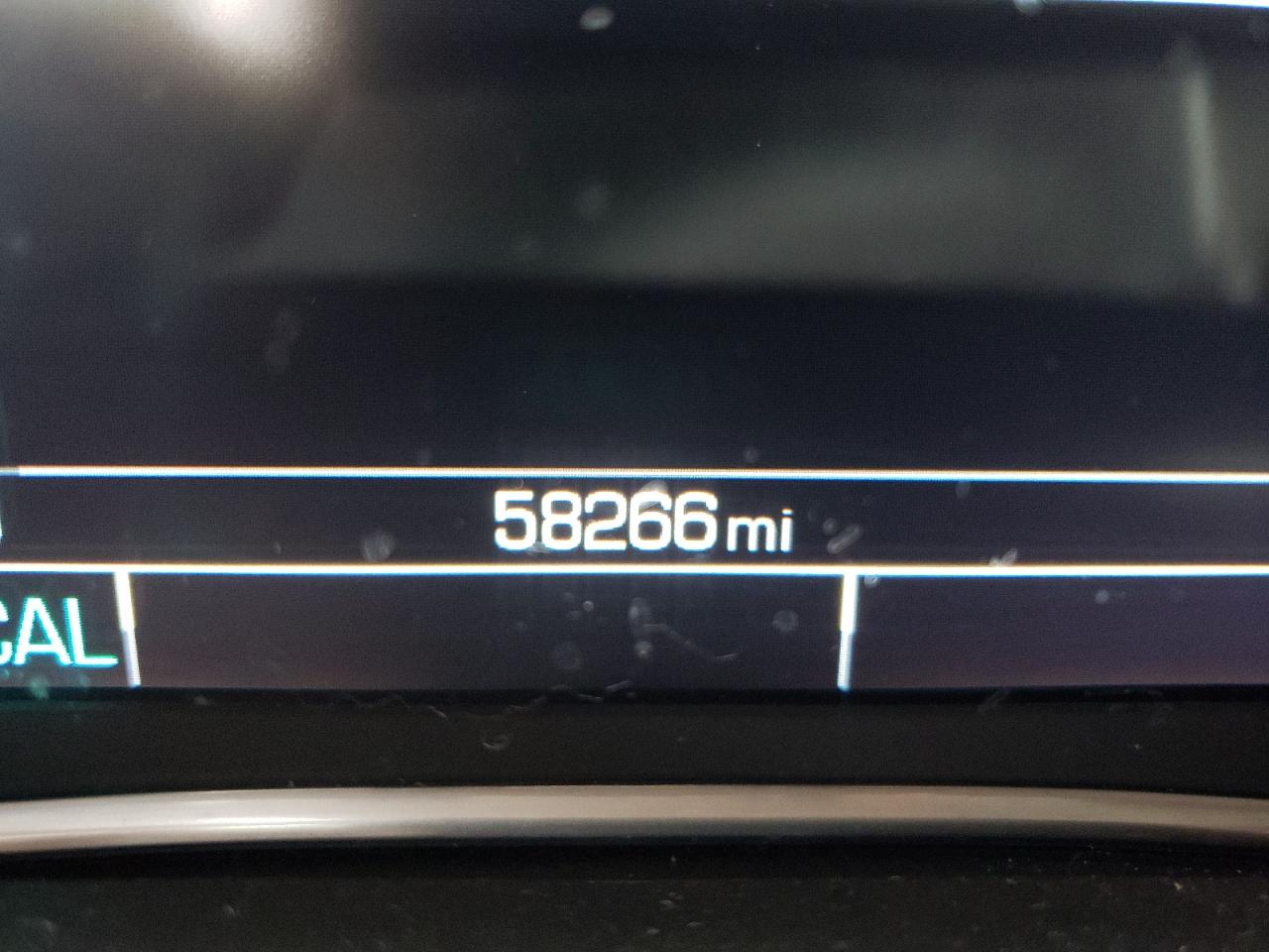 Photo 8 from auction – 2017 GMC ACADIA SLT with VIN 1GKKNULS1HZ182009