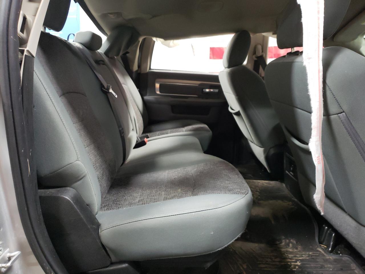 Photo 6 from auction – 2018 RAM 2500 SLT with VIN 3C6UR5DL3JG117911