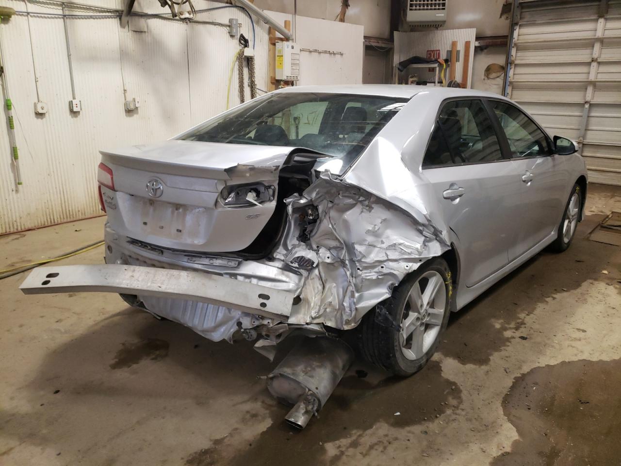 Photo 4 from auction – 2014 TOYOTA CAMRY L with VIN 4T1BF1FK1EU387398