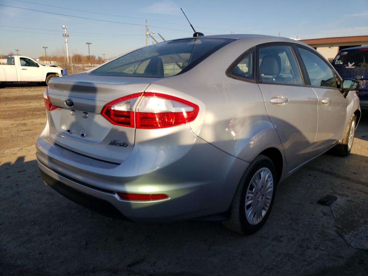 Photo 4 from auction – 2017 FORD FIESTA S with VIN 3FADP4AJXHM158484
