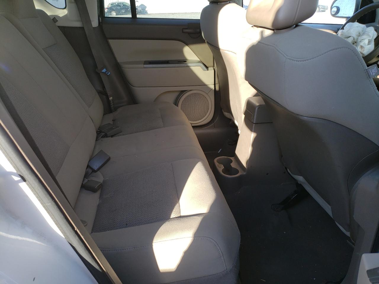 Photo 6 from auction – 2007 JEEP COMPASS with VIN 1J8FT47W87D112298