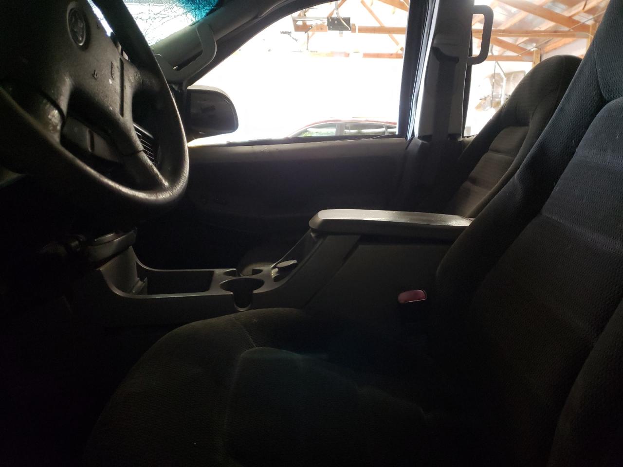 Photo 5 from auction – 2002 FORD EXPLORER X with VIN 1FMZU73E72ZC05871
