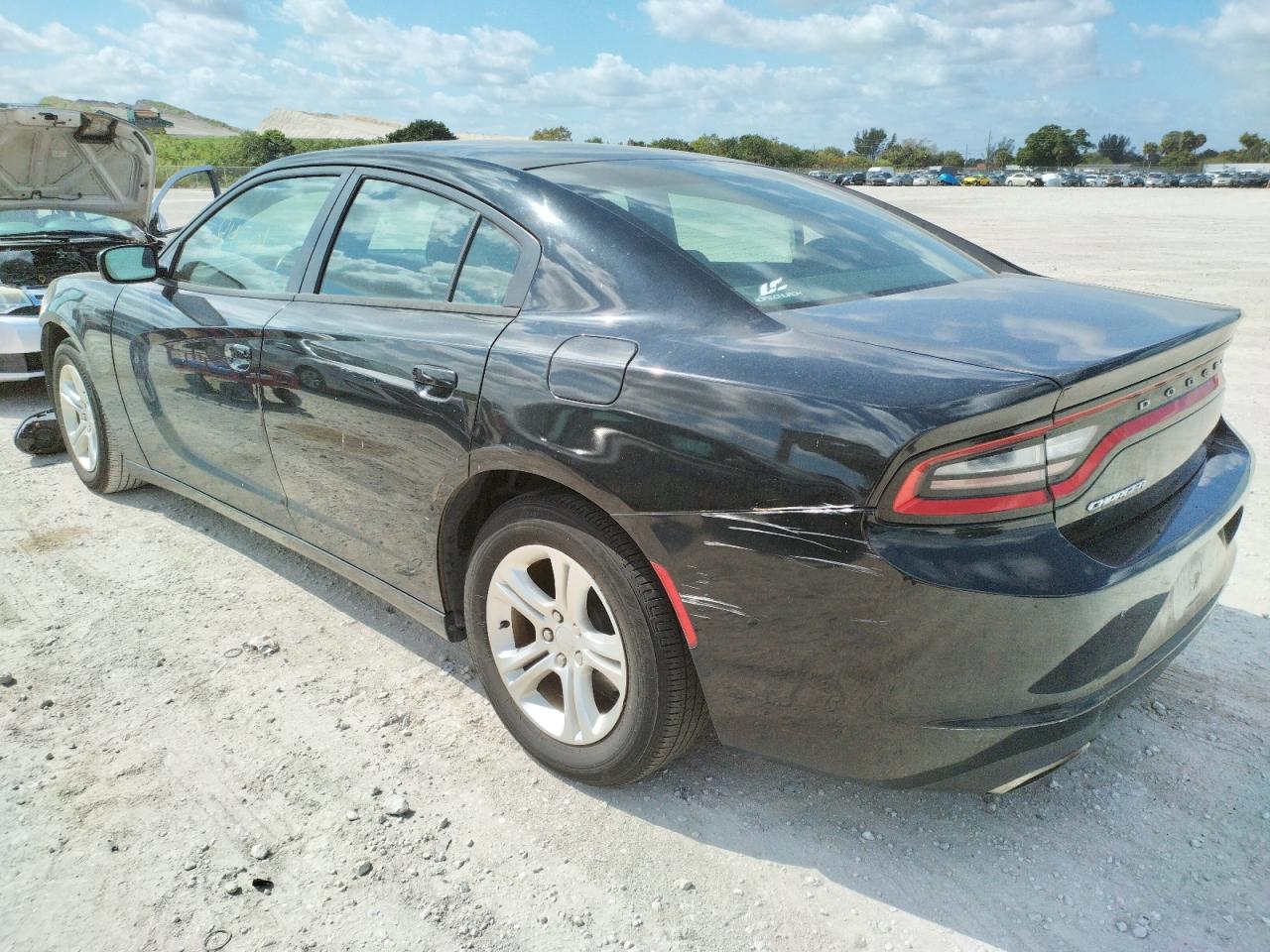 Photo 3 from auction – 2015 DODGE CHARGER SE with VIN 2C3CDXBG7FH858532