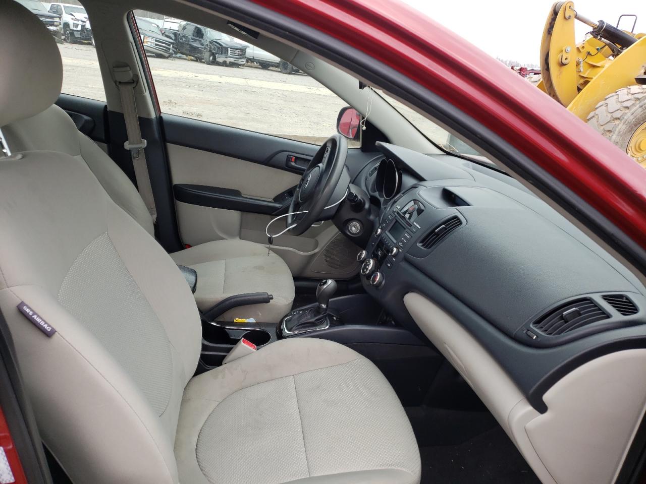 Foto 5 de la subasta – 2011 KIA FORTE EX con VIN KNAFU4A23B5419890