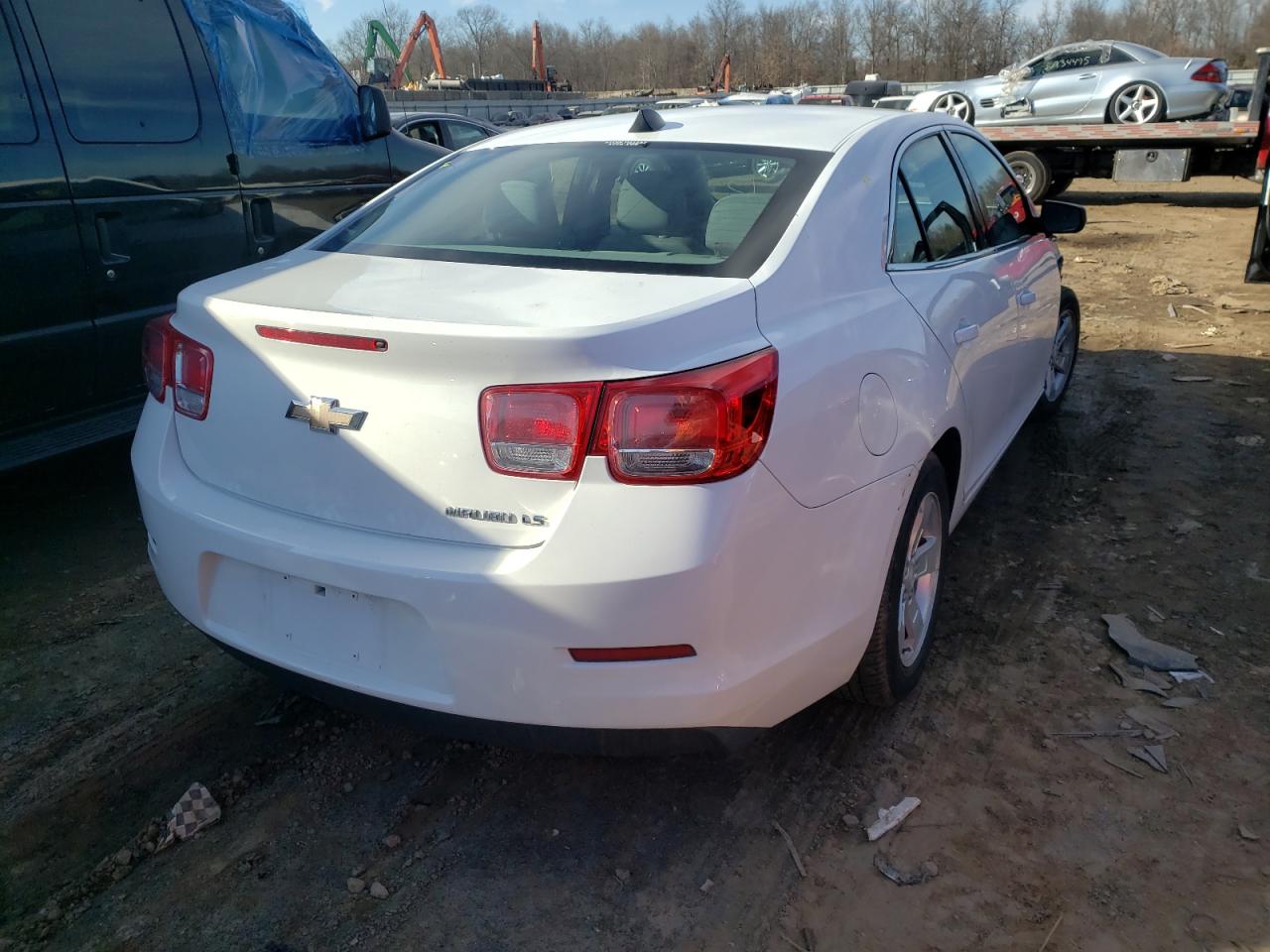 Photo 4 from auction – 2014 CHEVROLET MALIBU LS with VIN 1G11A5SL2EF263724