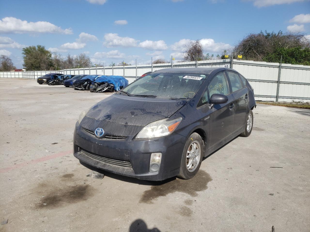 Photo 2 from auction – 2010 TOYOTA PRIUS with VIN JTDKN3DU0A0011803