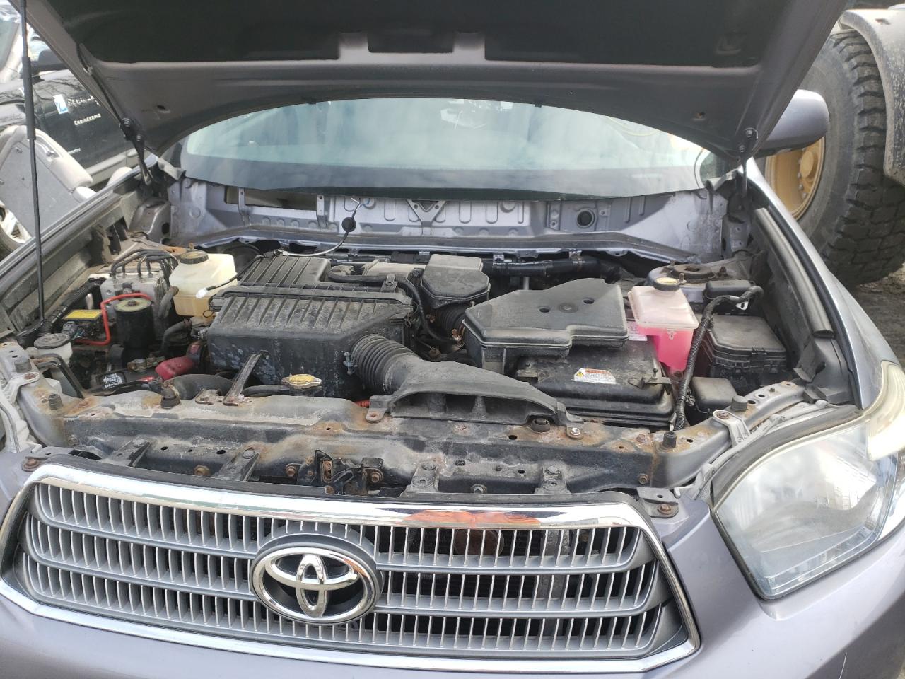 Photo 7 from auction – 2008 TOYOTA HIGHLANDER with VIN JTEEW41A282001164