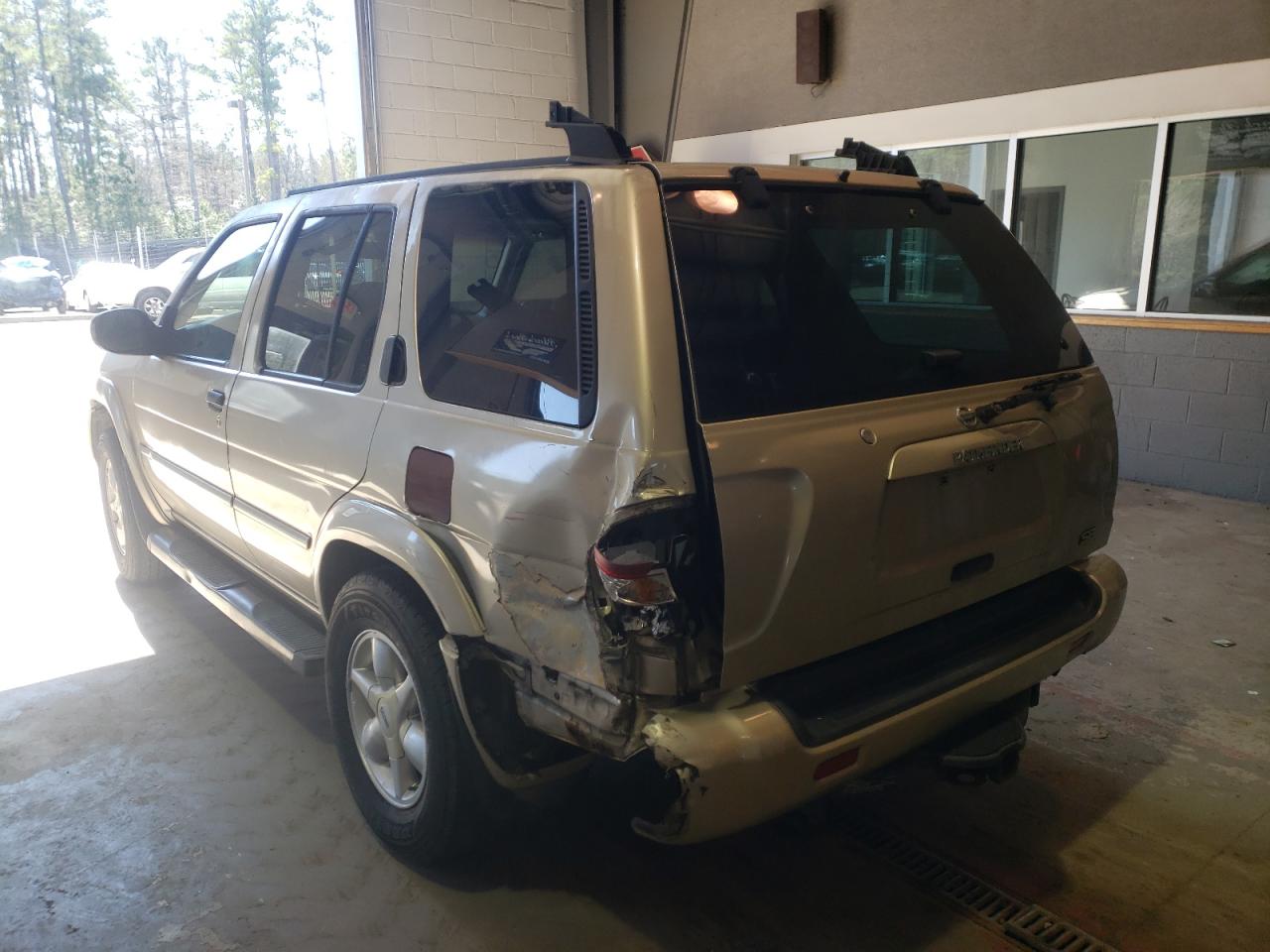 Photo 3 from auction – 2002 NISSAN PATHFINDER with VIN JN8DR09Y32W724916