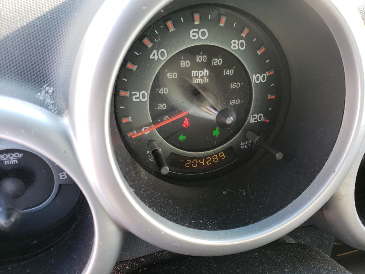 Photo 8 from auction – 2004 HONDA ELEMENT EX with VIN 5J6YH18504L014738
