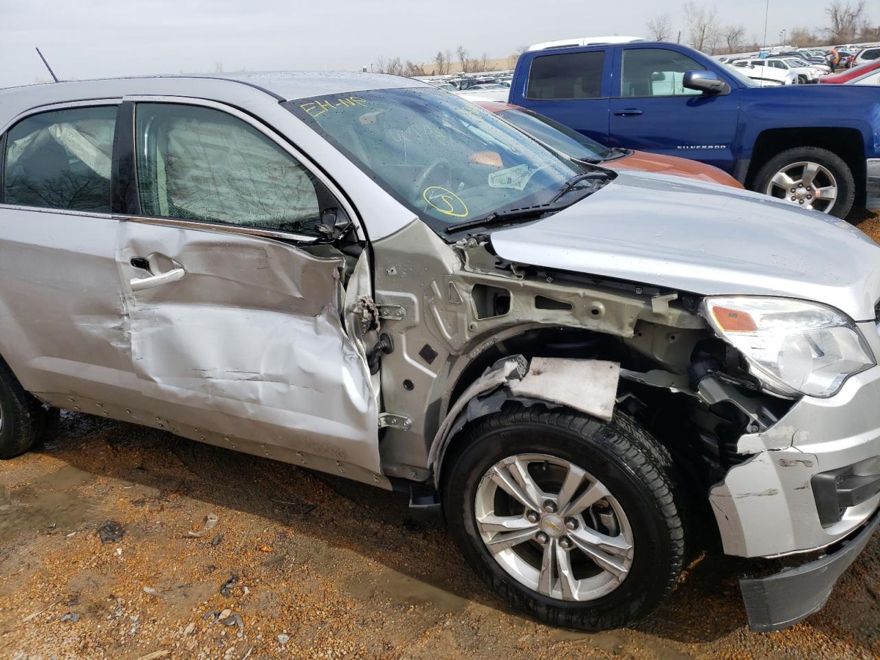 Photo 9 from auction – 2015 CHEVROLET EQUINOX LS with VIN 1GNALAEK5FZ128998