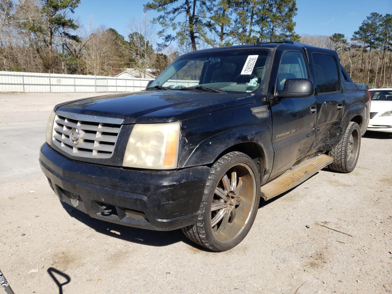 Photo 2 from auction – 2004 CADILLAC ESCALADE with VIN 3GYEK62N84G126856