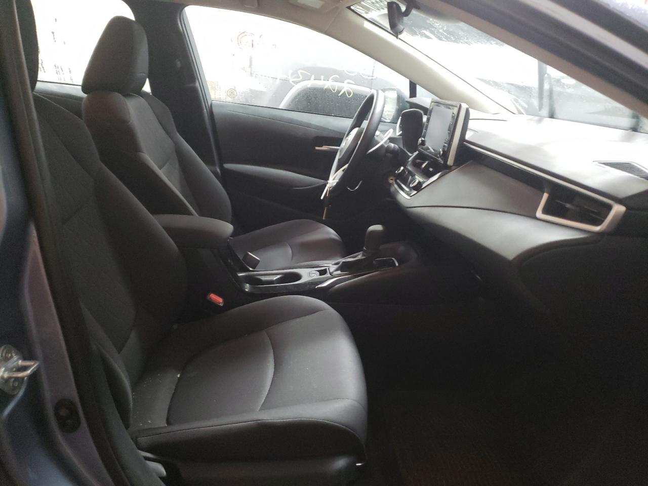 Photo 5 from auction – 2021 TOYOTA COROLLA LE with VIN 5YFEPMAE2MP228175