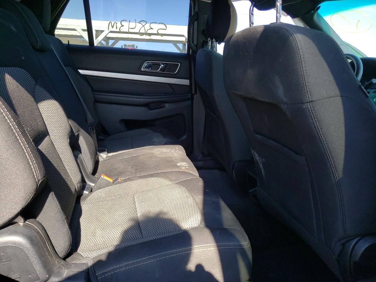 Photo 6 from auction – 2017 FORD EXPLORER X with VIN 1FM5K8D8XHGB69164