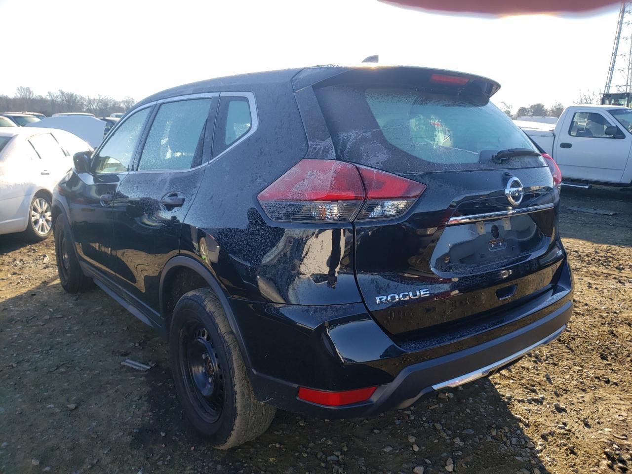 Photo 3 from auction – 2019 NISSAN ROGUE S with VIN KNMAT2MV0KP512199