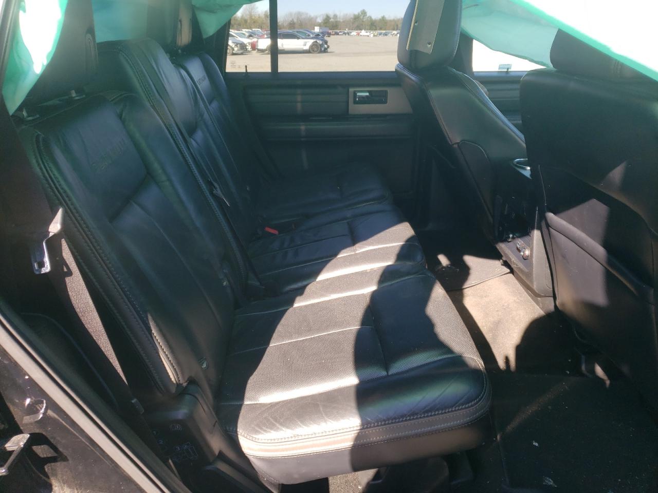 Photo 6 from auction – 2017 FORD EXPEDITION with VIN 1FMJU1MT6HEA62984