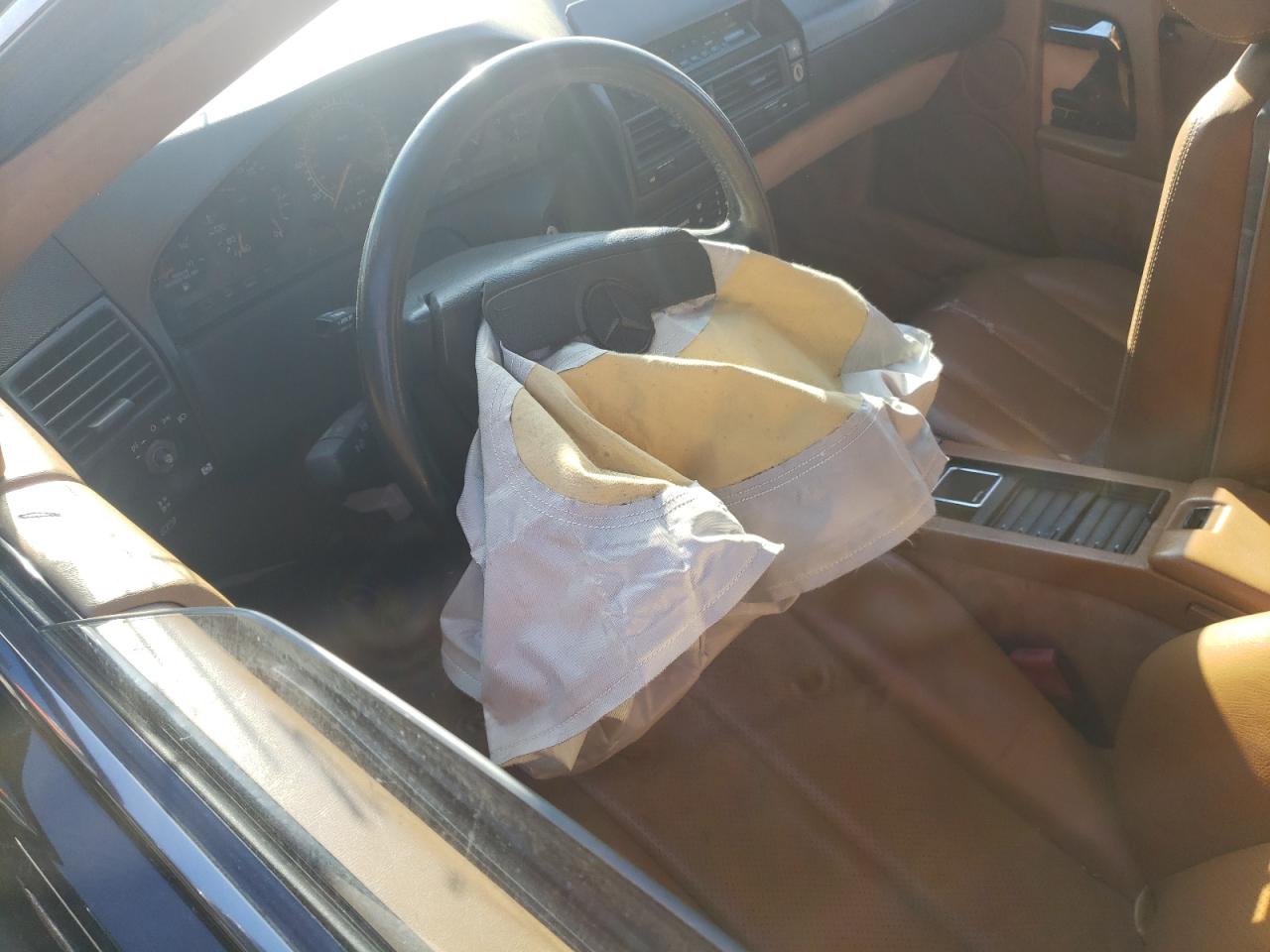 Photo 9 from auction – 1994 MERCEDES-BENZ SL500 with VIN WDBFA67E8RF092348