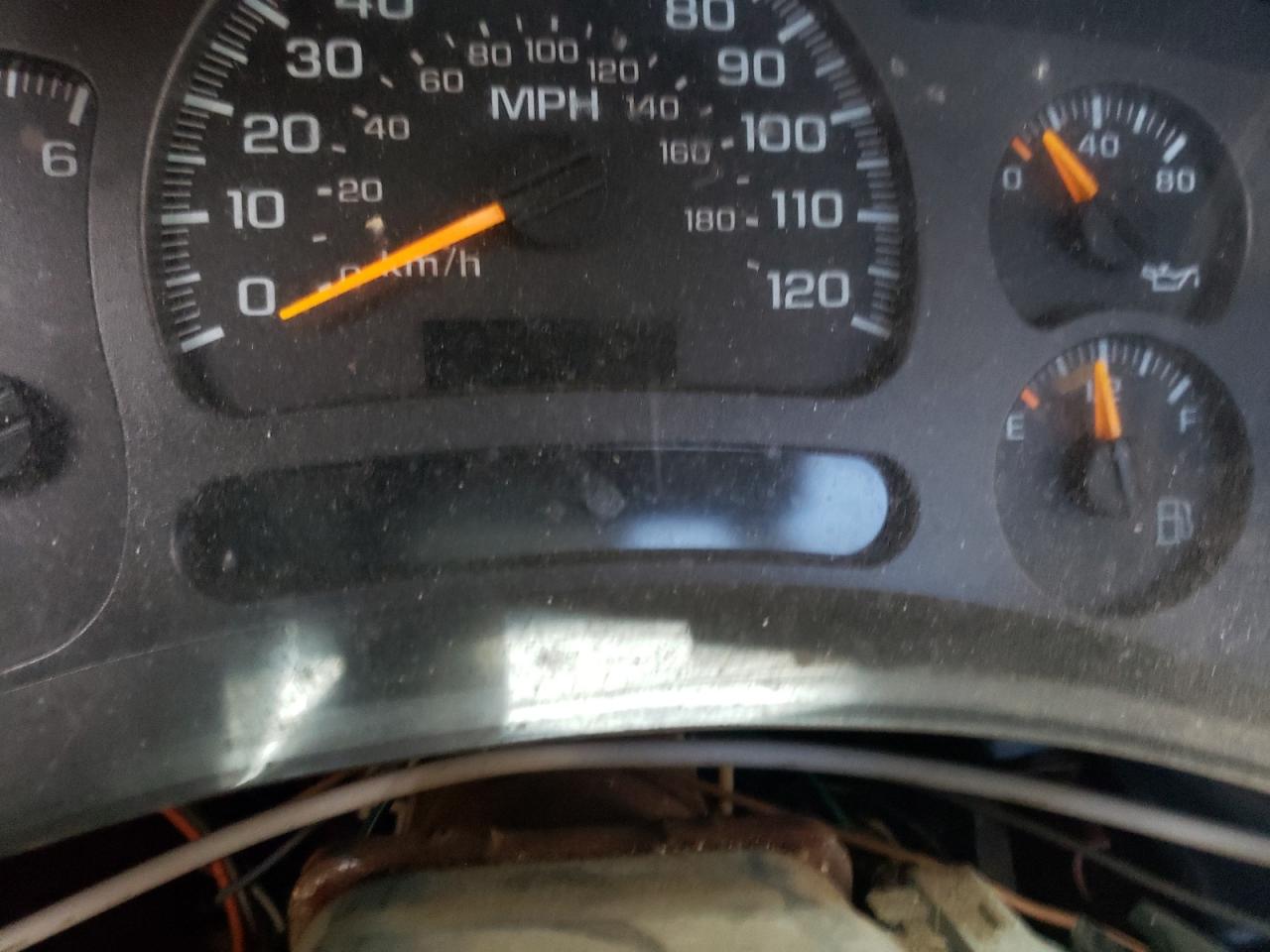 Photo 8 from auction – 2003 CHEVROLET SILVERADO with VIN 1GCEK14V13Z143535