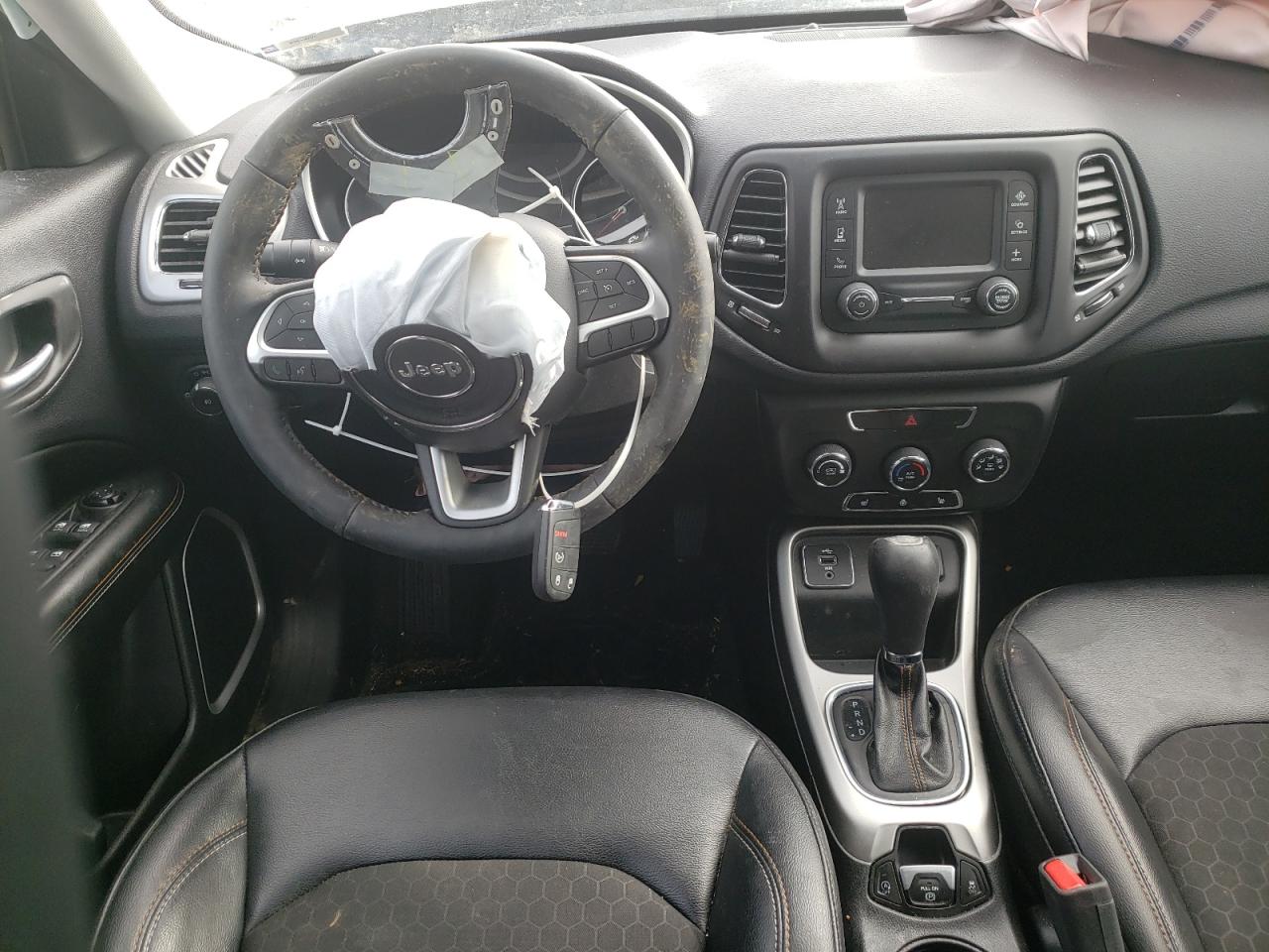 Photo 9 from auction – 2018 JEEP COMPASS LA with VIN 3C4NJCBB4JT165430