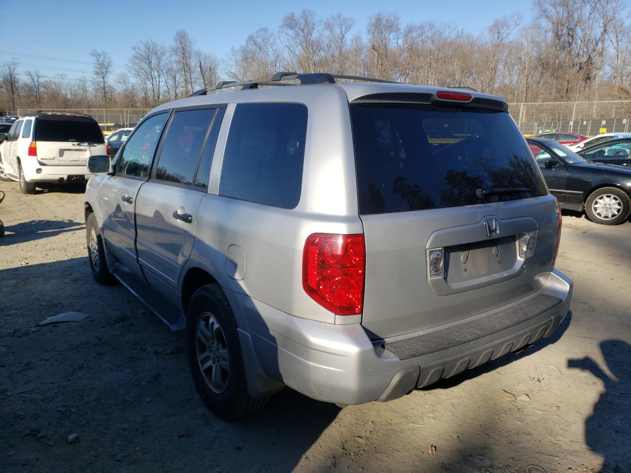 Photo 3 from auction – 2003 HONDA PILOT EXL with VIN 2HKYF18563H573290