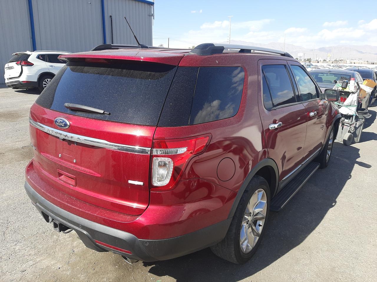 Photo 4 from auction – 2013 FORD EXPLORER L with VIN 1FM5K8F87DGB27185