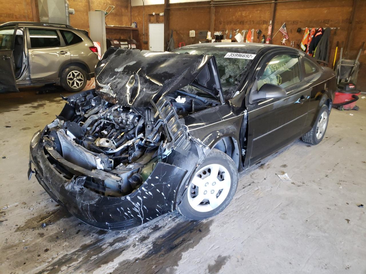 Photo 2 from auction – 2005 CHEVROLET COBALT with VIN 1G1AK12F357609547