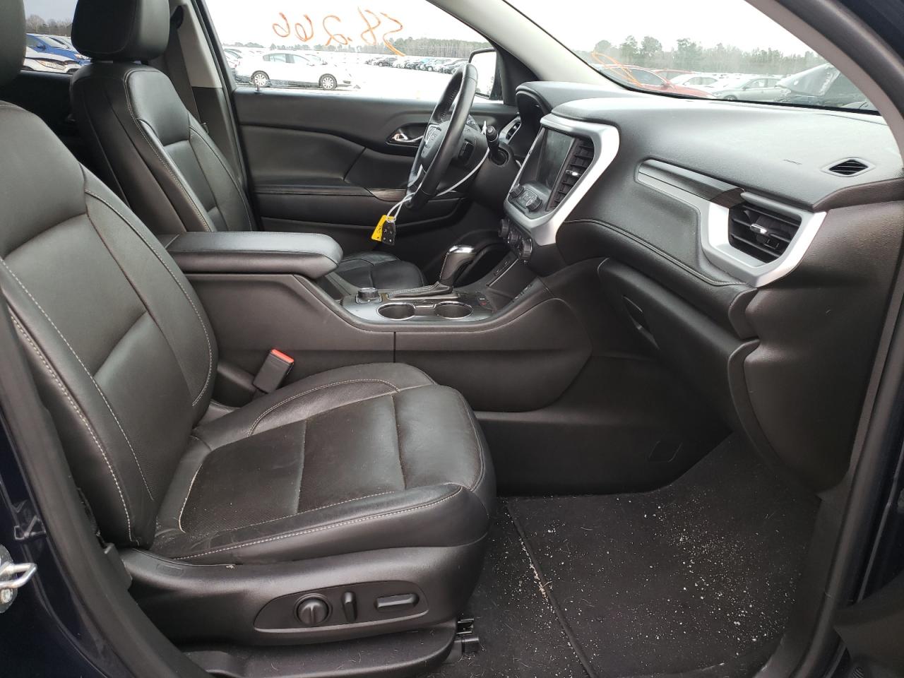 Photo 5 from auction – 2017 GMC ACADIA SLT with VIN 1GKKNULS1HZ182009