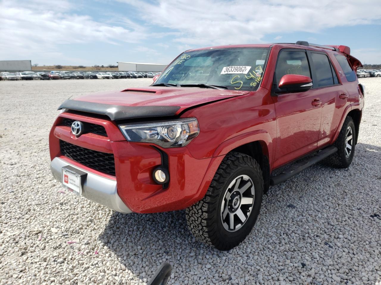 Photo 2 from auction – 2017 TOYOTA 4RUNNER SR with VIN JTEBU5JR6H5417818