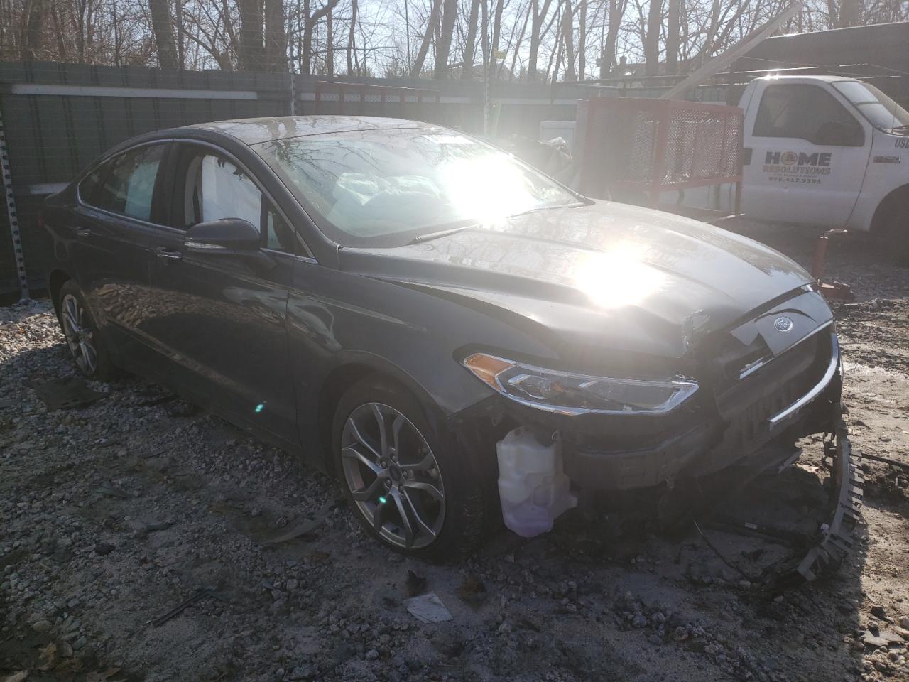 FORD FUSION SEL 2019 with VIN 3FA6P0CDXKR149917 - Photo from auction