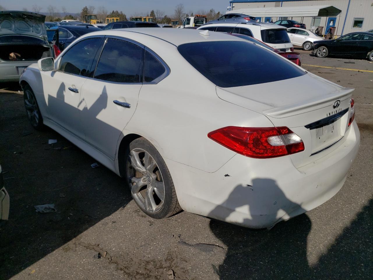 Photo 3 from auction – 2013 INFINITI M37 with VIN JN1BY1AP1DM510216