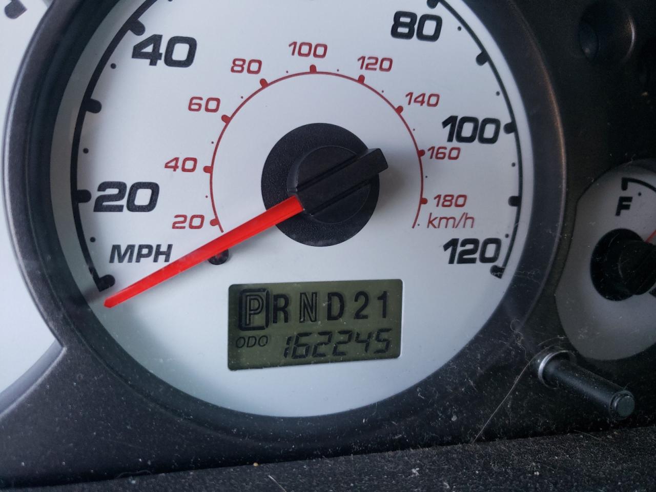 Photo 8 from auction – 2004 FORD ESCAPE XLT with VIN 1FMCU93144KA62758
