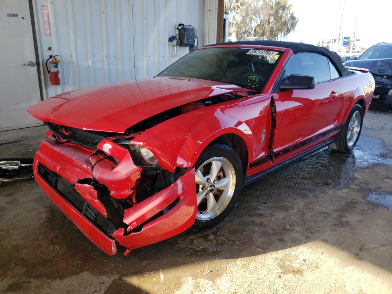 Photo 2 from auction – 2007 FORD MUSTANG with VIN 1ZVHT84N275357334