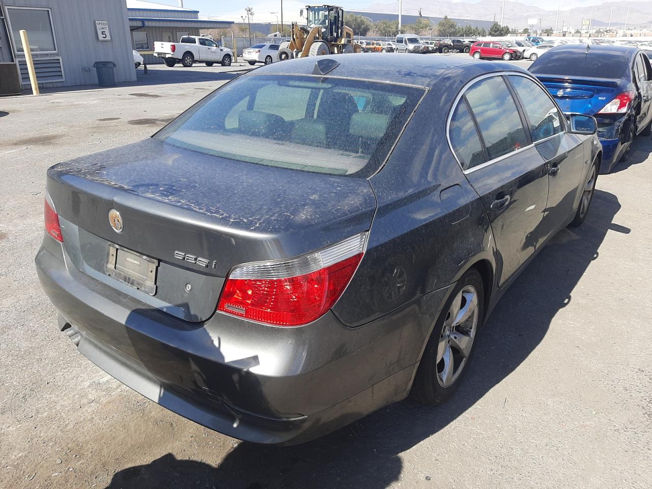 Photo 4 from auction – 2006 BMW 525 I with VIN WBANE53526CK84408