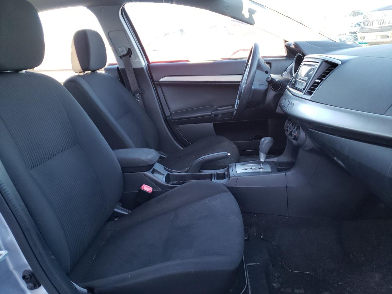 Photo 5 from auction – 2015 MITSUBISHI LANCER ES with VIN JA32U2FU5FU007156