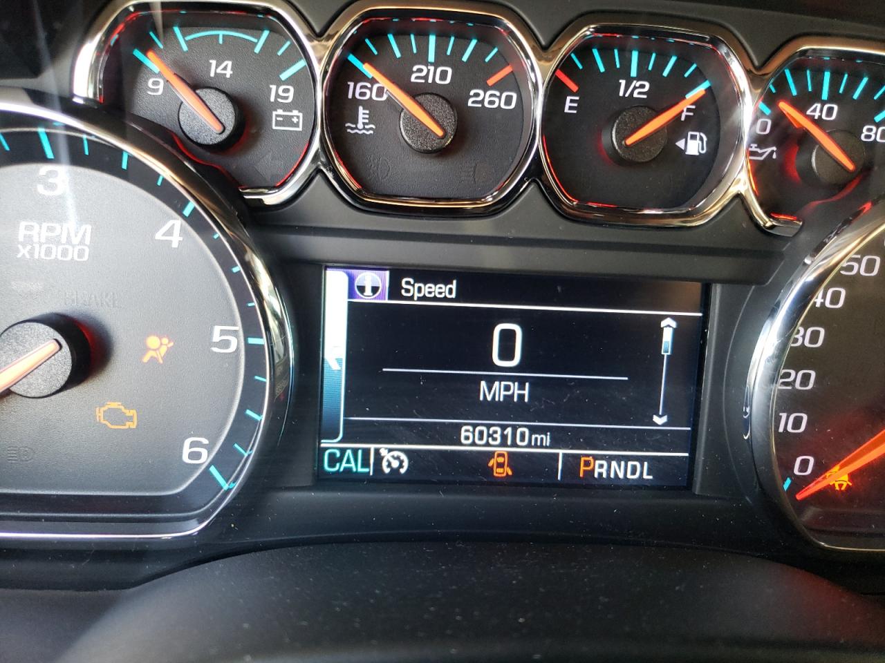 Photo 8 from auction – 2020 CHEVROLET SUBURBAN C with VIN 1GNSCHKC3LR239037